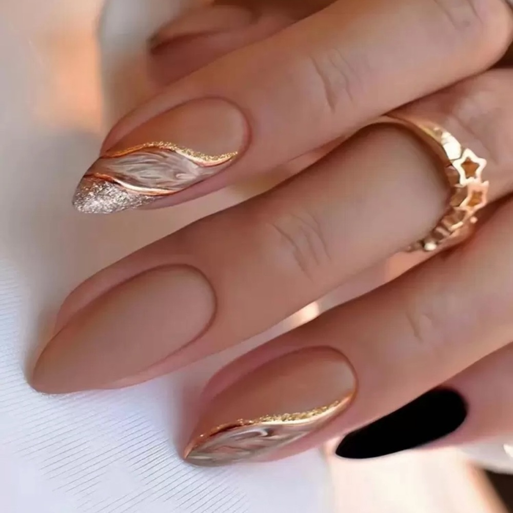 Elegant Gold and Black Nail Art